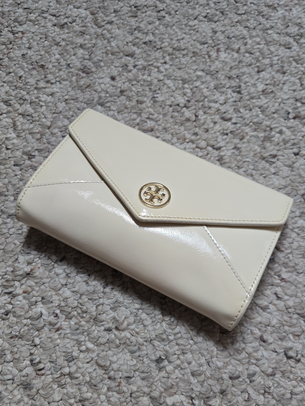 Tory Burch Cream Patent Leather Envelope Clutch with Gold Logo